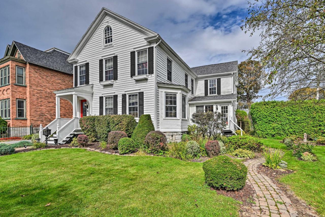 Unique And Historic Home Walk To Lake Champlain Plattsburgh Eksteriør bilde